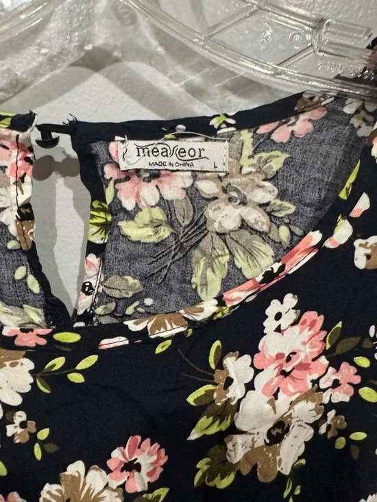 Navy Floral Short Dress - Picture 3 of 3